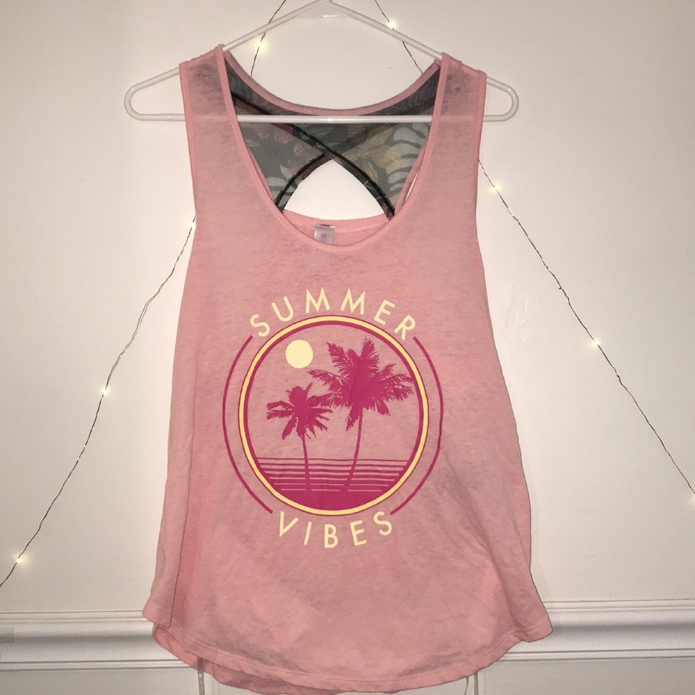 NEW WITH TAGS!! summer muscle tee w/ white bandeau